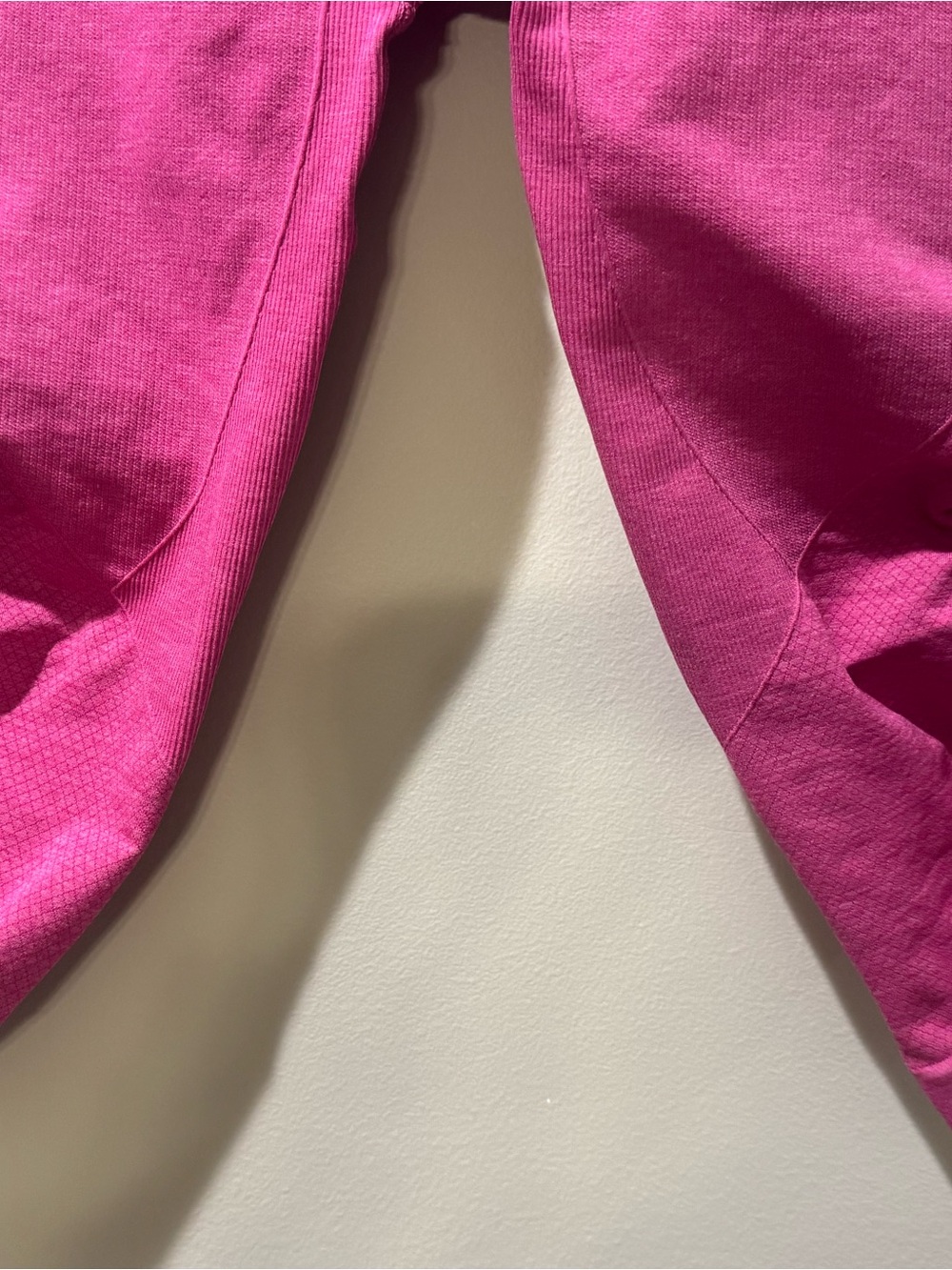 Lululemon In The Flow Crop Pink Seamless Ruched Ribbed Cropped Leggings Size M - Picture 3 of 7